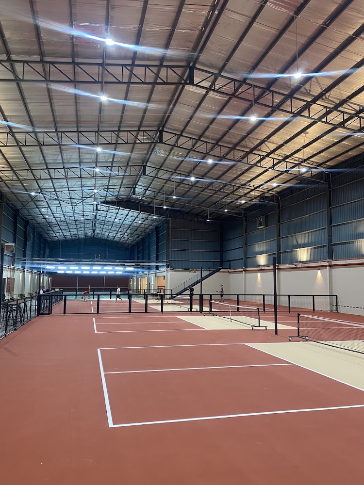 Racquet Club Puchong "RCP" (Badminton & Pickleball Courts)